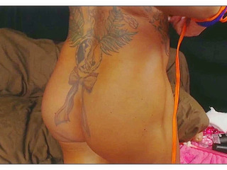 Nippon Muscle Milf gets Horny with Double Dildo Anal and Vaginal Fun